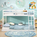 Letto a castello Twin Over Full con scaletta integrata e ringhiere di sicurezza in legno massello grigio/bianco