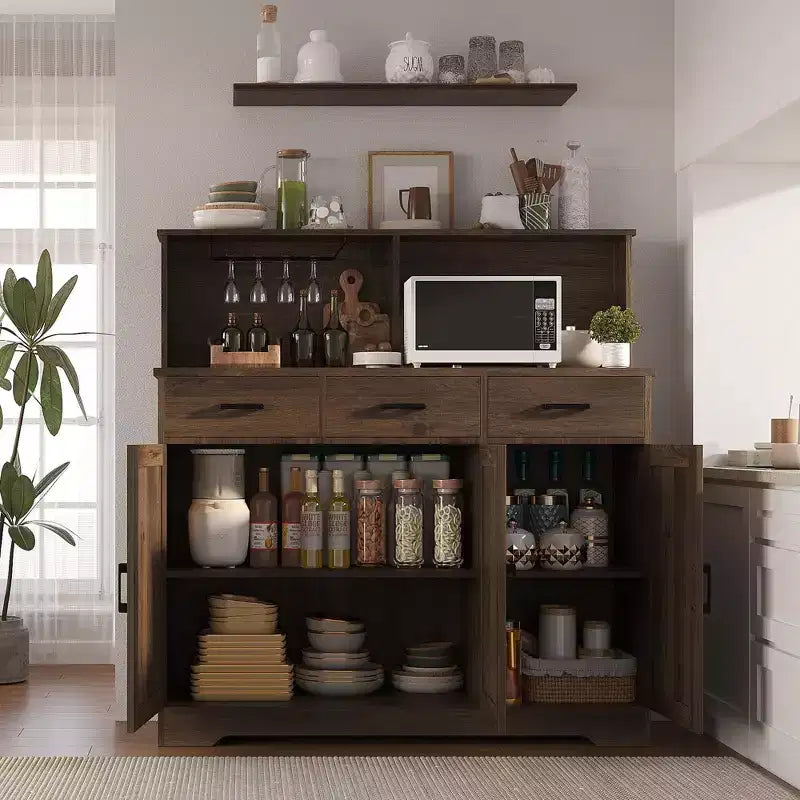 Credenza da fattoria con supporto per microonde, mobiletto portaoggetti con ante scorrevoli e cassetti, mobile bar in legno per cucina